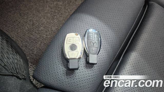 Mercedes-Benz C-Class 2018 — ფოტო 9/20