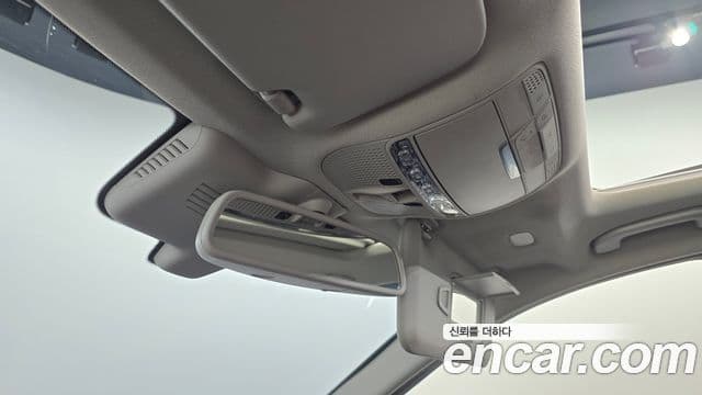 Mercedes-Benz C-Class 2018 — ფოტო 10/20