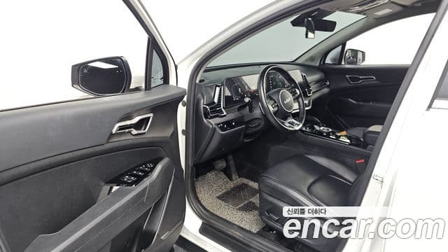 Kia Sportage 2023 — ფოტო 10/20