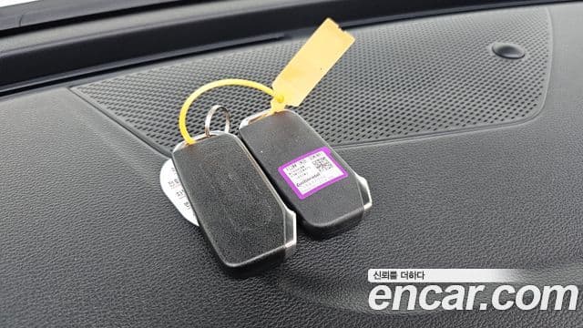 Kia Sportage 2023 — ფოტო 16/20