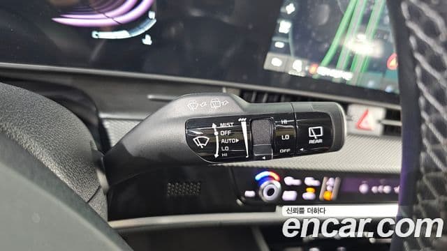 Kia Sportage 2023 — ფოტო 19/20
