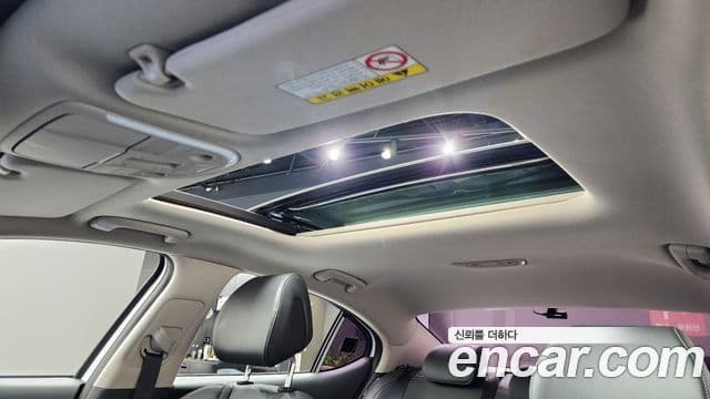 Genesis G70 2019 — ფოტო 19/20