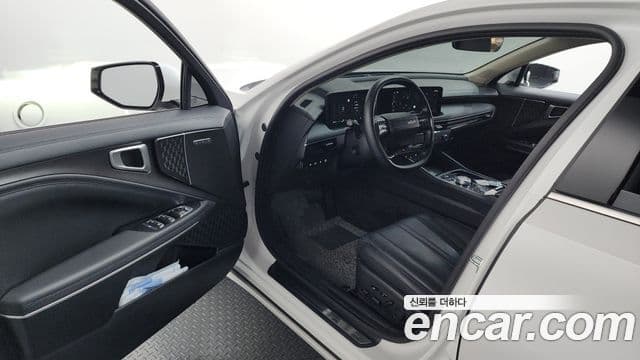 Kia K8 2025 — фото 10 из 20