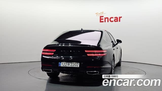 Genesis Electrified G80 2023 — ფოტო 4/20