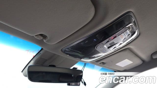 Genesis Electrified G80 2023 — ფოტო 19/20