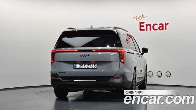 Kia Carnival 2024 — ფოტო 3/20