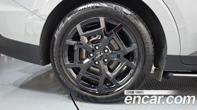 Kia Carnival 2024 — ფოტო 4/20