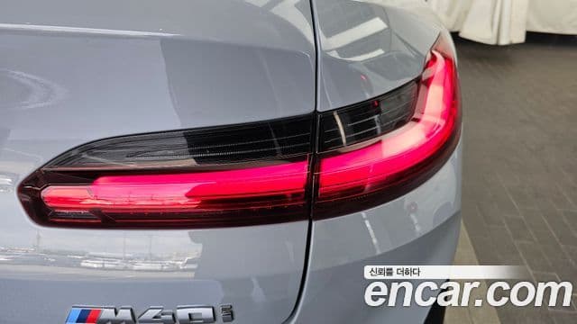BMW X4 2022 — Photo 13/33