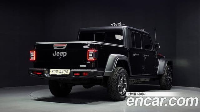 Jeep Gladiator 2021 — Фото 2/20