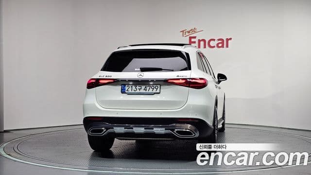 Mercedes-Benz GLC-Class 2024 — фото 4 из 20