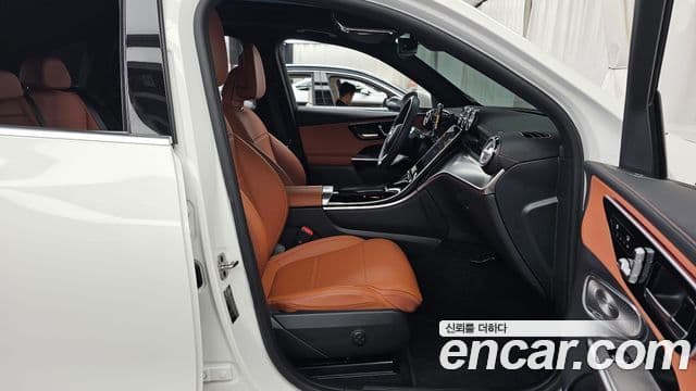 Mercedes-Benz GLC-Class 2024 — фото 11 из 20