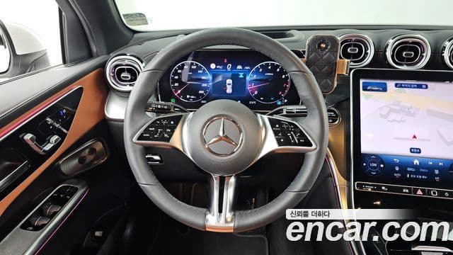 Mercedes-Benz GLC-Class 2024 — фото 13 из 20