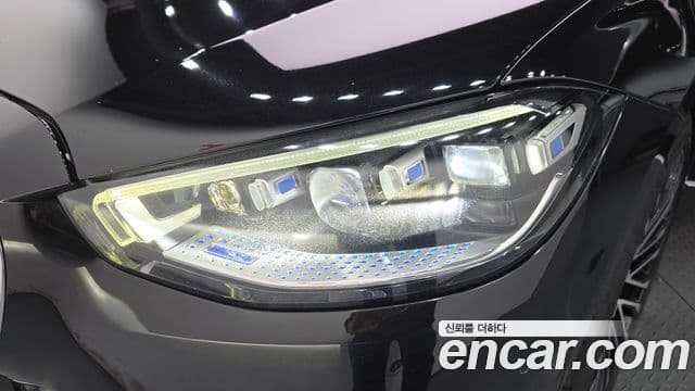 Mercedes-Benz S-Class 2021 — Photo 7/30