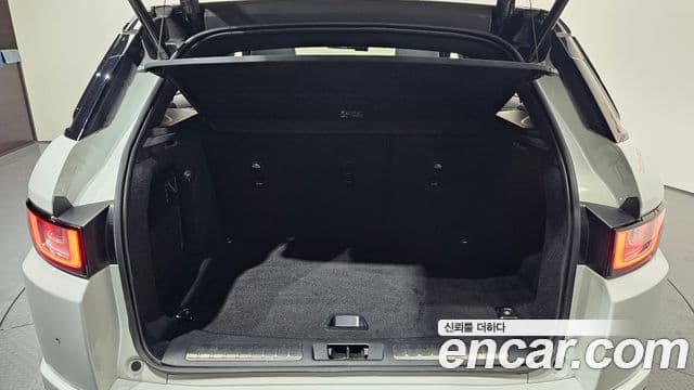 Land Rover Range Rover Evoque 2019 — Şəkil 17/20