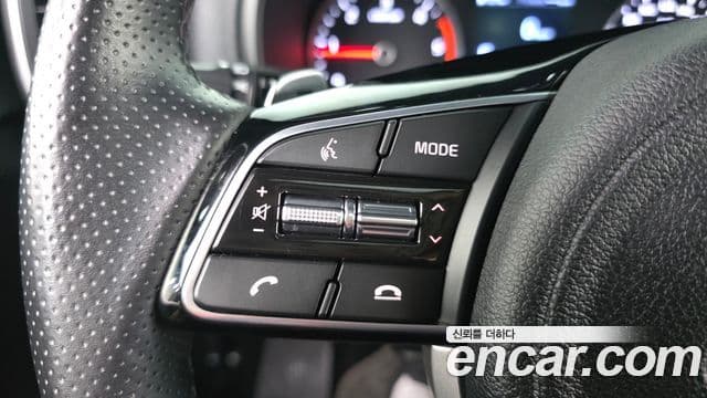 Kia Sportage The Bold 2019 — ფოტო 15/20