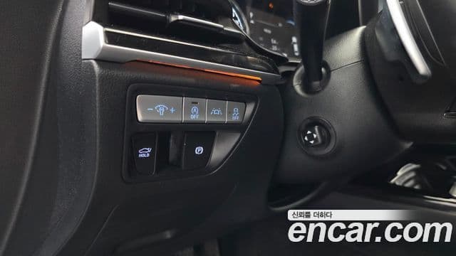 Genesis Electrified G80 2021 — Şəkil 19/20