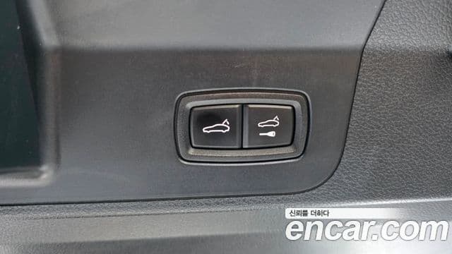 Porsche Panamera 2019 — Photo 27/38