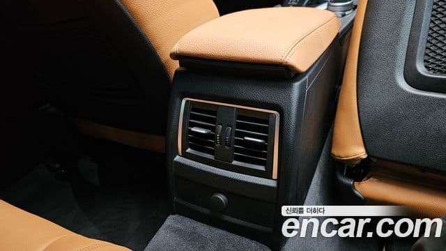 BMW 4 Series 2020 — Photo 27/35