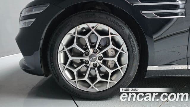 Genesis G80 2023 — ფოტო 7/33