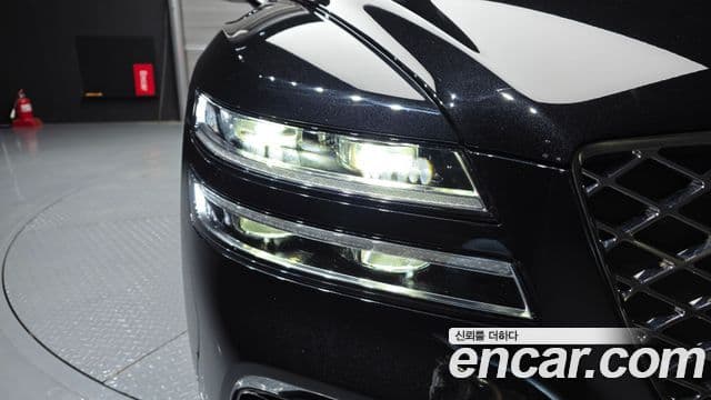 Genesis G80 2023 — ფოტო 12/33