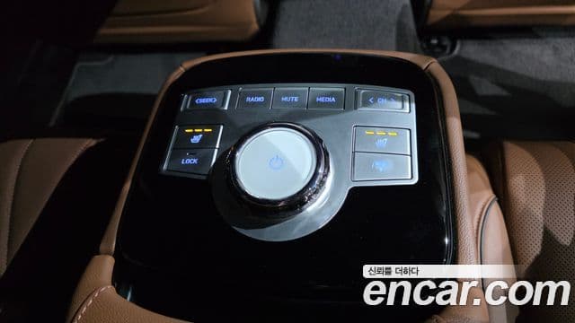 Genesis G80 2023 — ფოტო 33/33