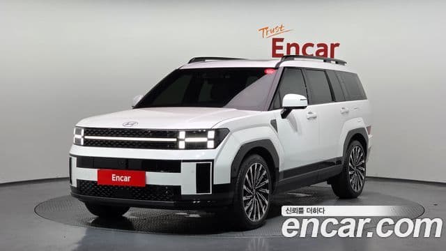 Hyundai Santa Fe 2023 — Photo 2/20