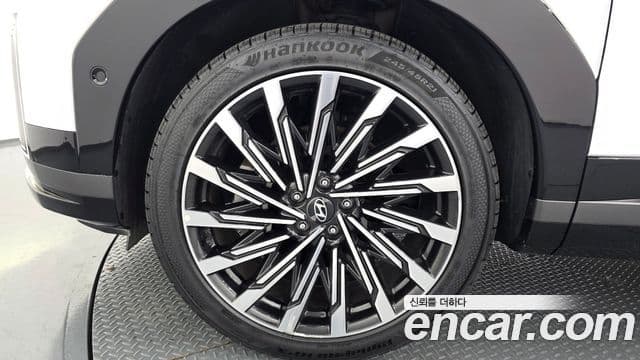 Hyundai Santa Fe 2023 — Photo 4/20