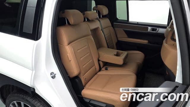 Hyundai Santa Fe 2023 — Photo 15/20