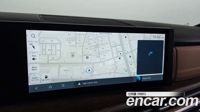 Hyundai Santa Fe 2023 — Photo 3/20