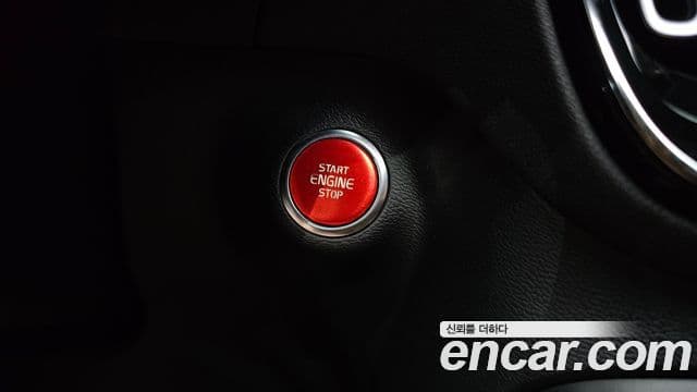 Volvo XC40 2019 — ფოტო 10/30