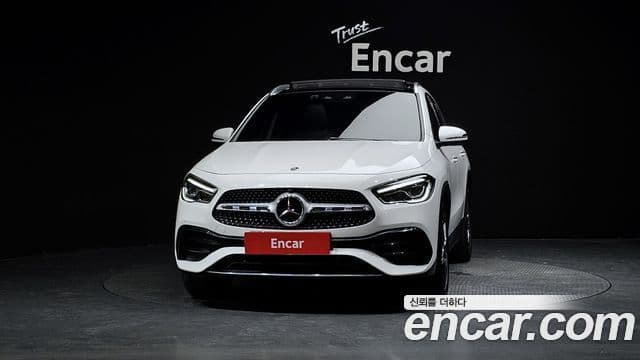 Mercedes-Benz GLA-Class 2023 — Şəkil 3/20