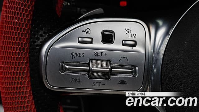 Mercedes-Benz GLA-Class 2023 — фото 13 из 20