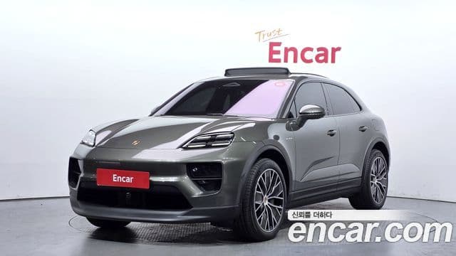 Porsche Macan EV 2025 — ფოტო 1/20