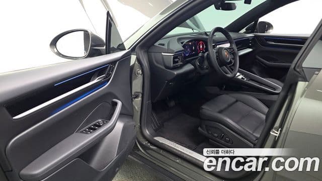 Porsche Macan EV 2025 — ფოტო 20/20