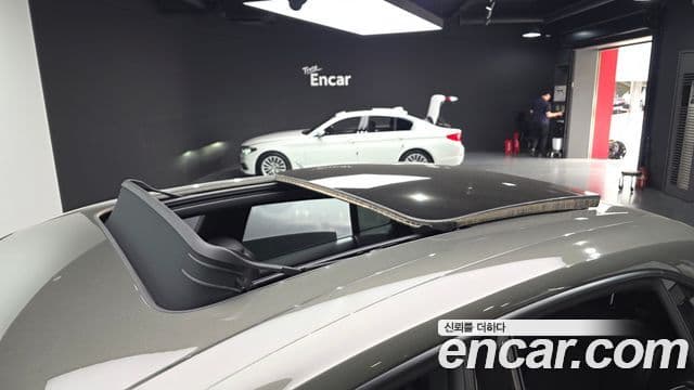 Porsche Macan EV 2025 — ფოტო 5/20