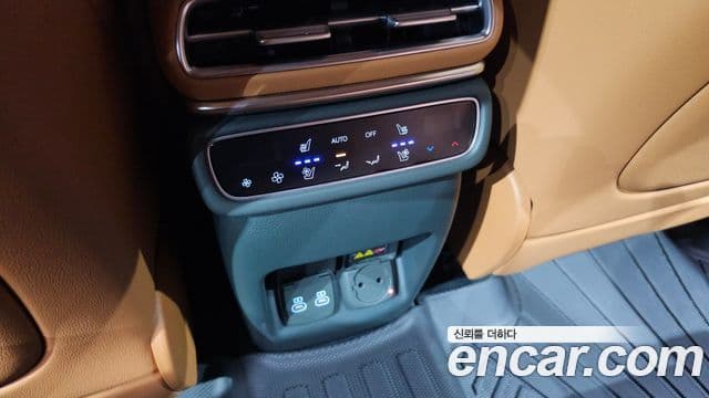 Genesis GV80 2024 — ფოტო 18/20