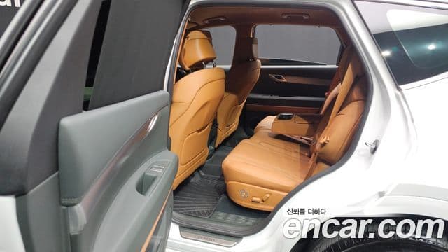 Genesis GV80 2024 — ფოტო 19/20