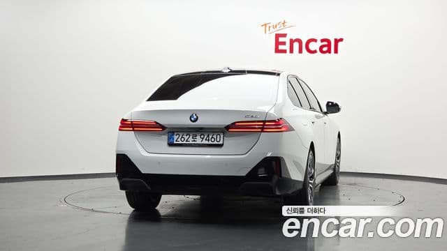 BMW 5 Series 2025 — Şəkil 4/20