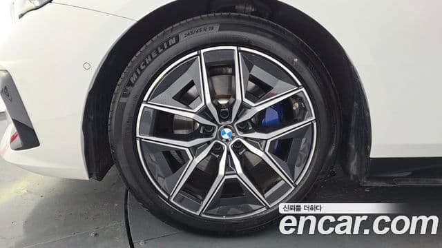 BMW 5 Series 2025 — Şəkil 5/20