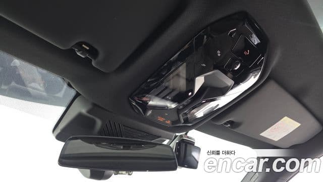 BMW 5 Series 2025 — Photo 3/33