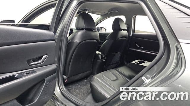 Hyundai Avante 2022 — ფოტო 11/20