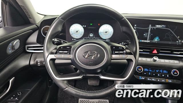 Hyundai Avante 2022 — ფოტო 14/20