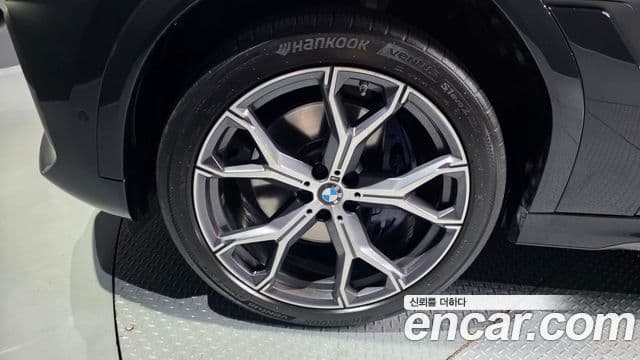 BMW X6 2021 — ფოტო 5/20
