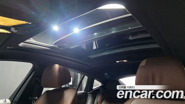 BMW X6 2021 — ფოტო 18/20