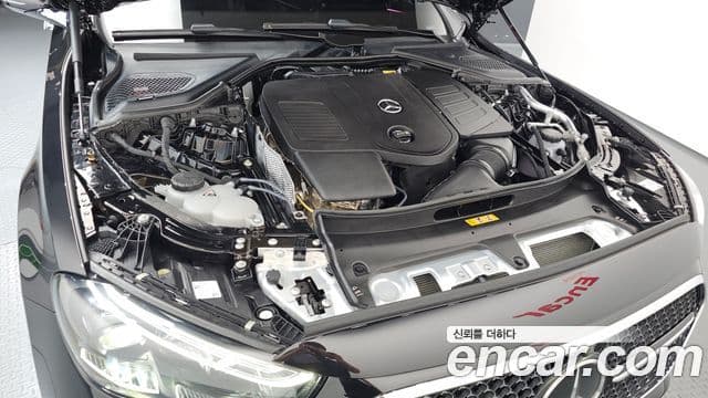 Mercedes-Benz E-Class 2025 — фото 5 из 20