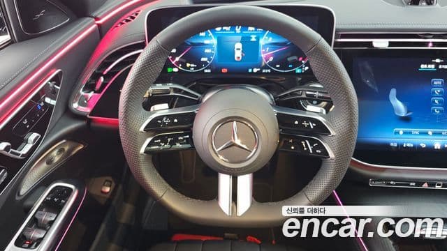Mercedes-Benz E-Class 2025 — фото 13 из 20
