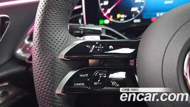 Mercedes-Benz E-Class 2025 — ფოტო 16/20
