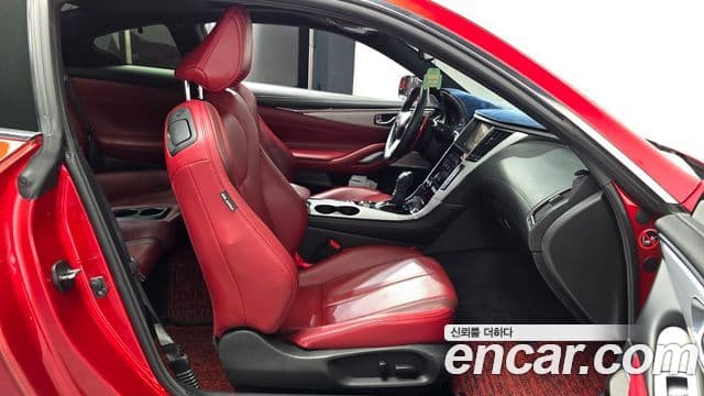 Infiniti Q60 2018 — Photo 20/30