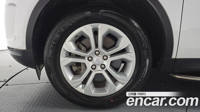 Land Rover Discovery Sport 2020 — фото 5 из 20