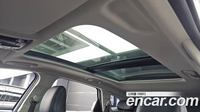 Kia Sportage 2023 — фото 17 из 20